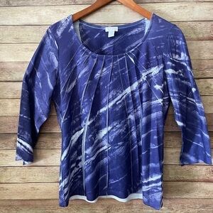 Chico’s Woman’s shirt purple knit pleated tie-dye pattern Size: 1 (Medium 8)